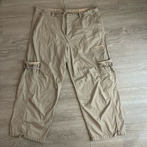 DKNY Khaki cargo pants 14